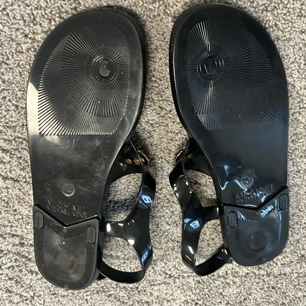 MICHAEL‎ Michael Kors Black Mallory Jelly Sandals Sz. 9
